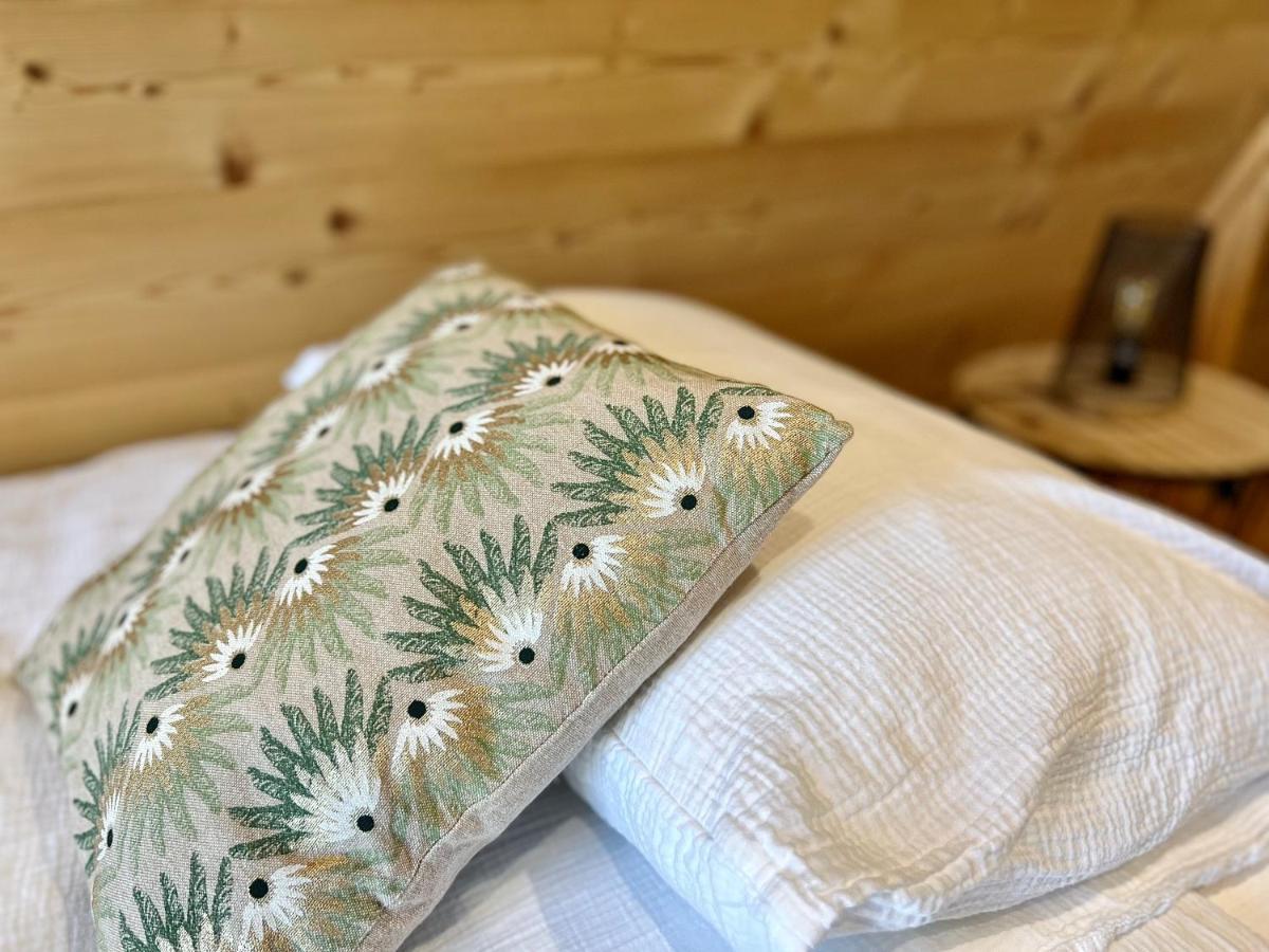 Demeure De La Garenne Bed & Breakfast Montmirail  Bagian luar foto