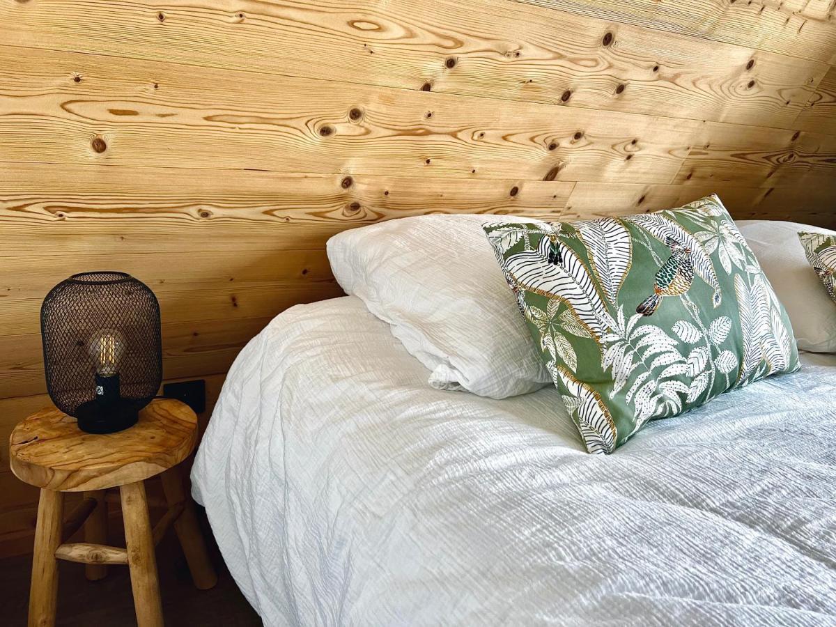 Demeure De La Garenne Bed & Breakfast Montmirail  Bagian luar foto