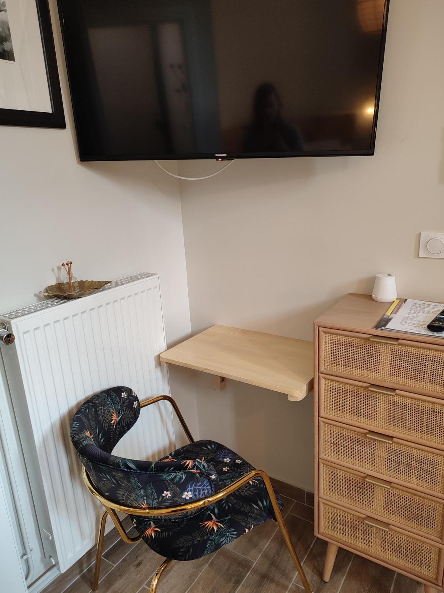 Demeure De La Garenne Bed & Breakfast Montmirail  Bagian luar foto