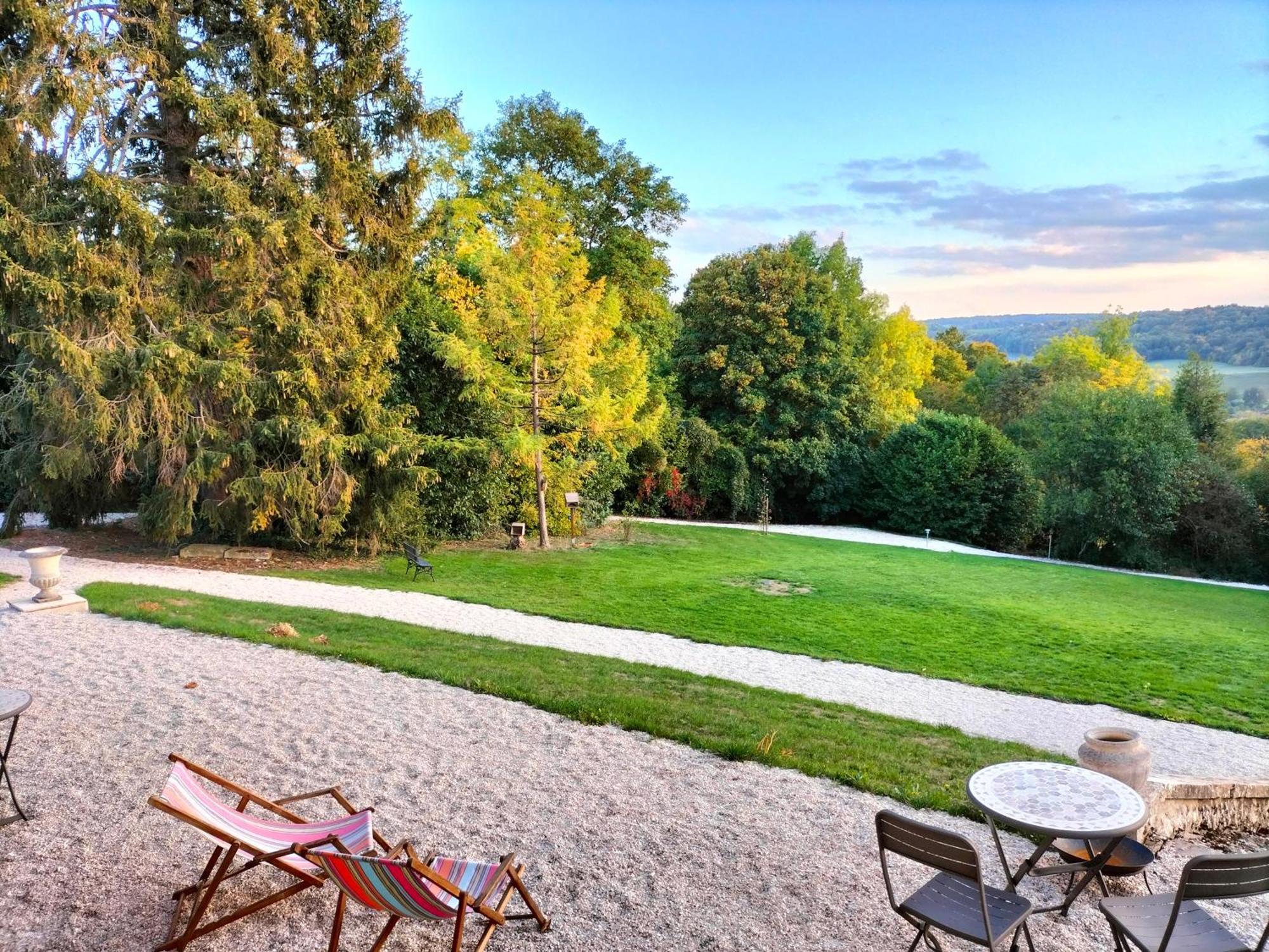 Demeure De La Garenne Bed & Breakfast Montmirail  Bagian luar foto