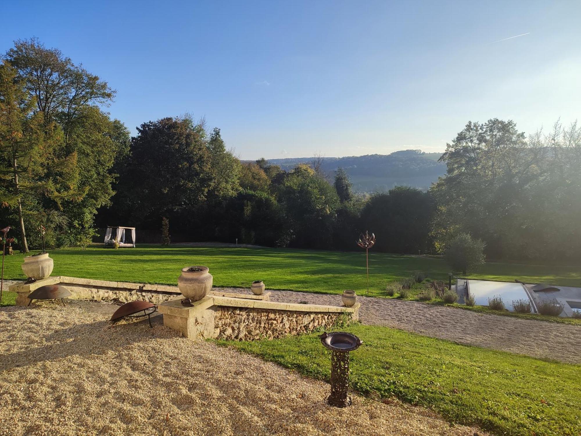 Demeure De La Garenne Bed & Breakfast Montmirail  Bagian luar foto